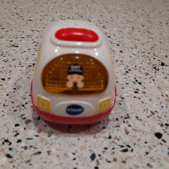 Vtech Go! Go! Smart Wheels Andy the Ambulance. Lights sounds battery included - Picture 5 of 6